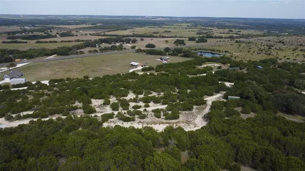 152 Private Road 2121, Meridian, TX 76665