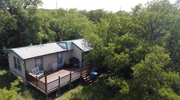 194 Lakeview Court, Sunset, TX 76270