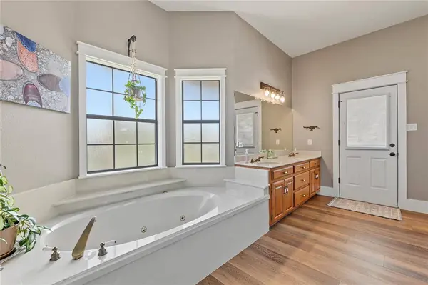 151 Fm 27 W, Fairfield, TX 75840
