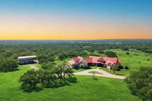 2810 Bridlewood Ranches Dr., San Marcos, TX 78666