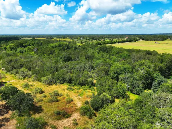 0000 FM 2239, Paige, TX 78659