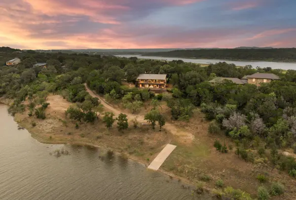 129 Jewel Ln, Spicewood, TX 78669-4093