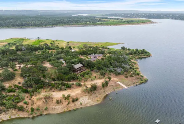 129 Jewel Ln, Spicewood, TX 78669-4093