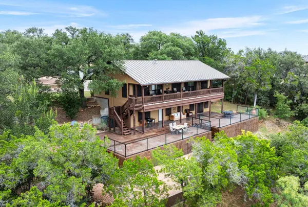 129 Jewel Ln, Spicewood, TX 78669-4093
