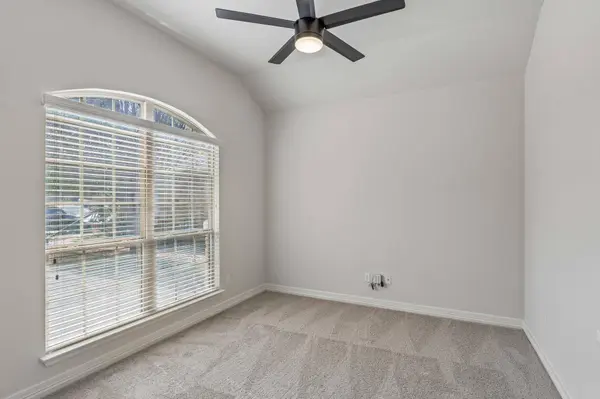 3308 Mendips LN, Pflugerville, TX 78660