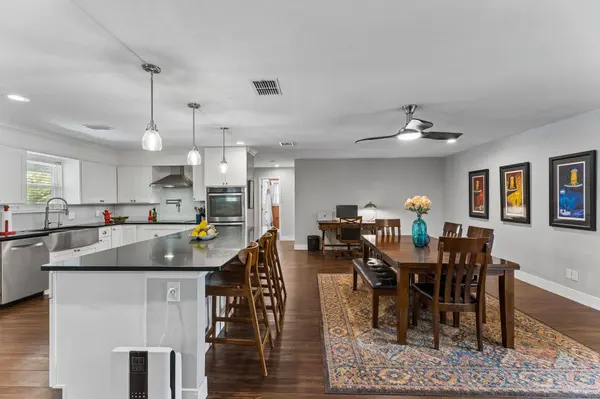 12747 Burson DR, Manchaca, TX 78652