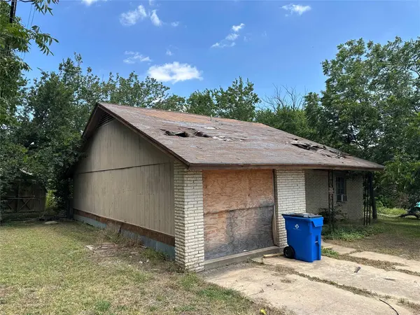 506 Forest CT, Taylor, TX 76574