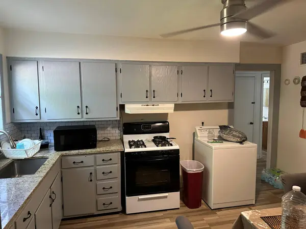 704 Otis ST, Taylor, TX 76574