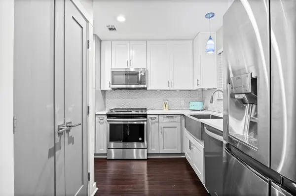 1400 Westmoor DR, Austin, TX 78723