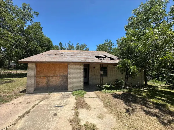 506 Forest CT