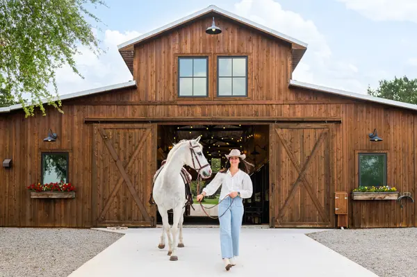 feature image of Thomas Ranch: Everything You Need to Know About Spicewood's New Luxury Master-Planned Community