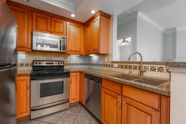 2020 Camino De La Reina #2308, San Diego, CA 92108