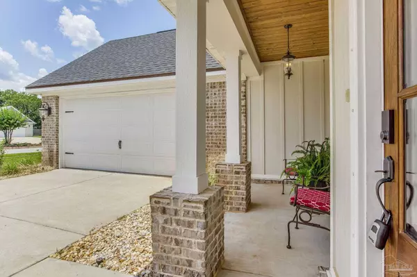 6044 Huntington Creek Blvd, Pensacola, FL 32526