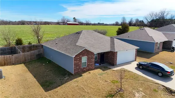 212 Cherry St, Lincoln, AR 72744