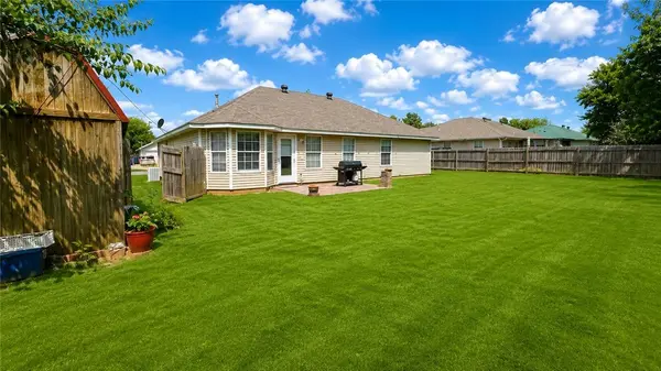 107 Michael St, Lowell, AR 72745