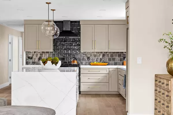 2910 Joseph AVE, Sacramento, CA 95864