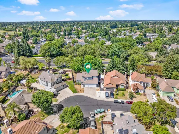 8922 Marlayana CT, Elk Grove, CA 95758