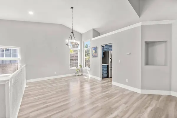 8922 Marlayana CT, Elk Grove, CA 95758