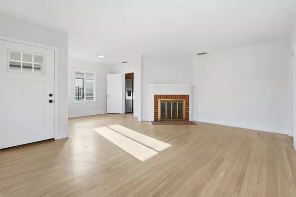 1130 Janey WAY, Sacramento, CA 95819