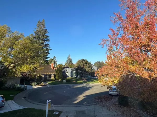 736 Shoreside DR, Sacramento, CA 95831