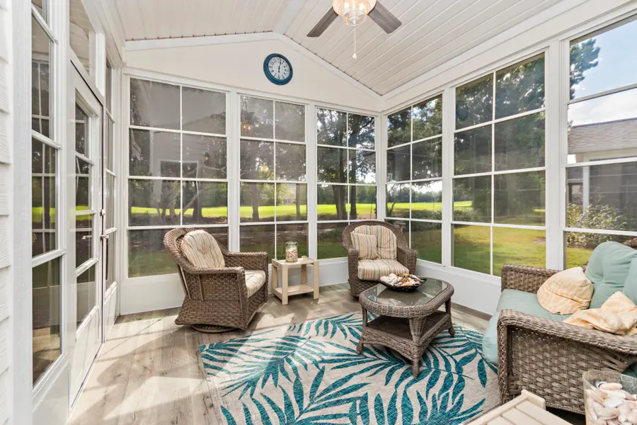 6095 Catalina Dr #2016, North Myrtle Beach, SC 29582-9470