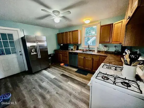 1016 4th Street, Rensselaer, NY 12144