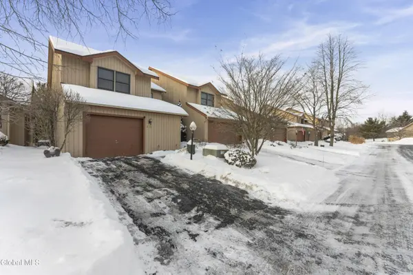 216 Harvard Road, Colonie, NY 12189