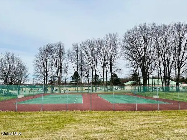 123 Hampton Place Boulevard, Troy, NY 12180