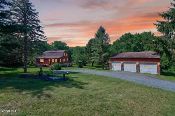 1333 Blue Factory Hill Road, Grafton, NY 12052