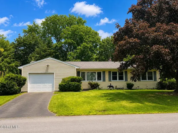 9 Clearview Boulevard