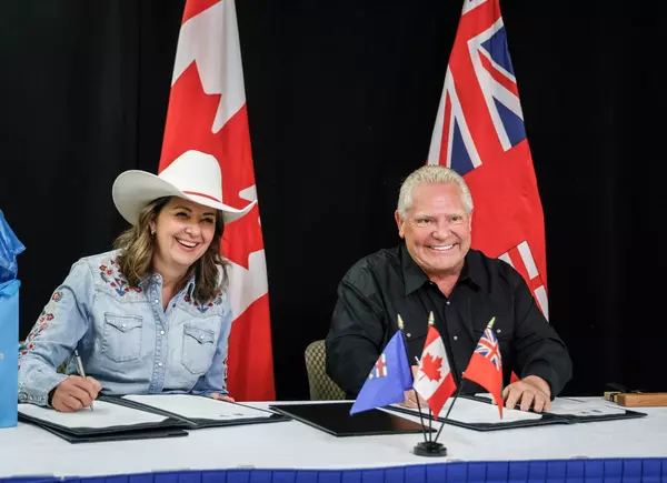 Premiers Danielle Smith and Doug Ford agree to study new energy corridors, more trade