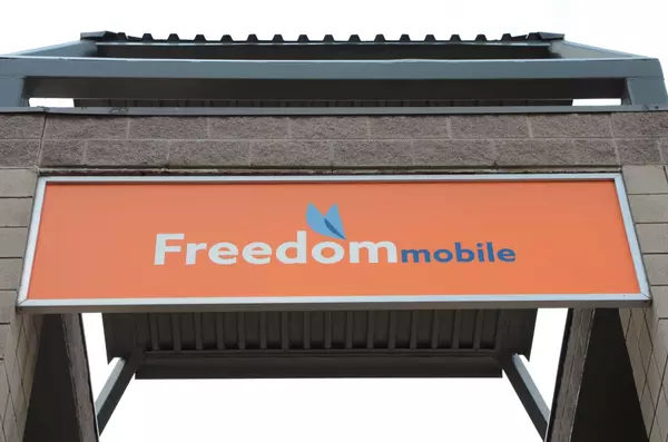 Freedom Mobile offering Canadian travellers cheap roaming eSIMs
