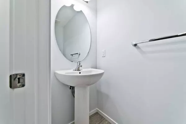 43 Cityside TER NE, Calgary, AB T3N 1H8