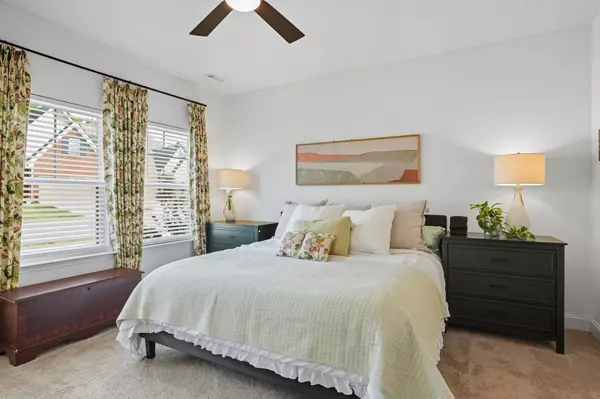 2336 Laurelstone Dr, Murfreesboro, TN 37130