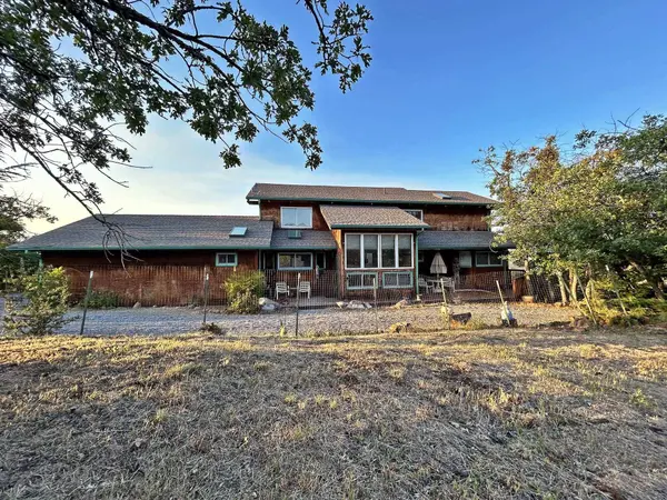 2307 Owens Way, Hornbrook, CA 96044
