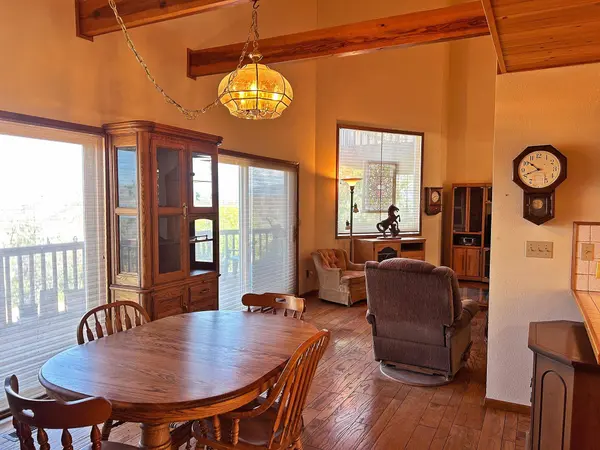 2307 Owens Way, Hornbrook, CA 96044