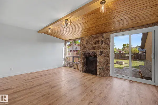 60 MCNABB CR, Stony Plain, AB T7Z 1G9