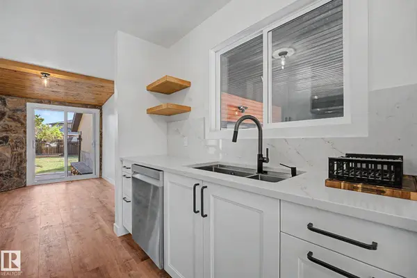 60 MCNABB CR, Stony Plain, AB T7Z 1G9