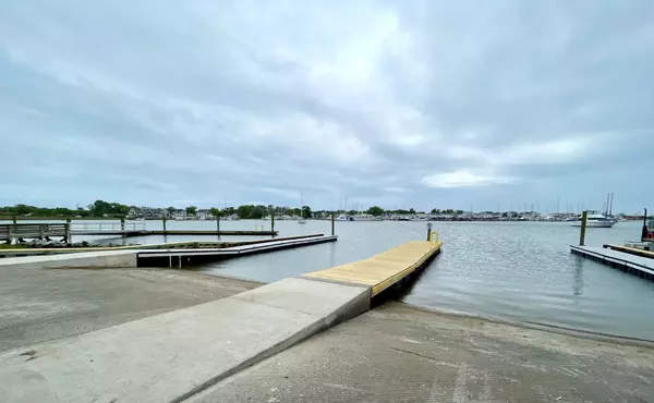 Crystal Coast Public Boat Ramps | Emerald Isle, Atlantic Beach, Beaufort, Morehead City & More,Barefoot-Chandler & Associates