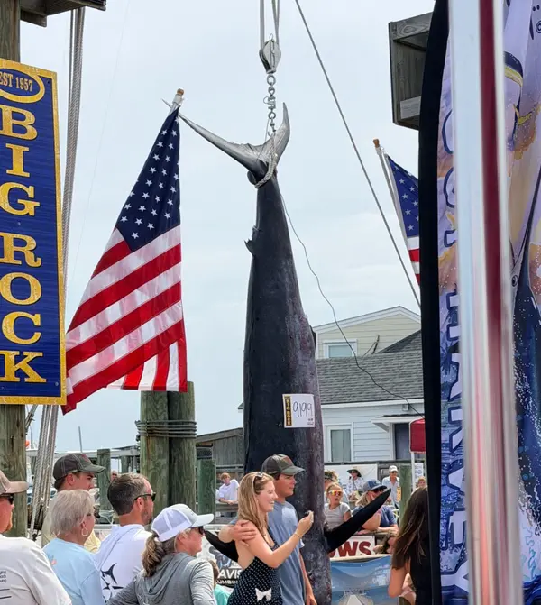 Big Rock History Made in Morehead City: Marlin Fever’s 919.9-Pound Blue Marlin Breaks Tournament Record