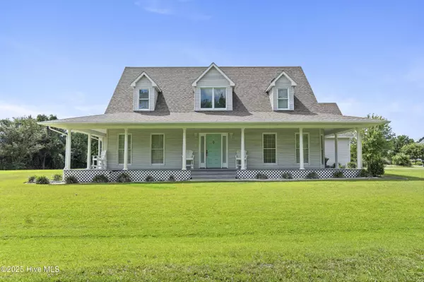 101 Egret CT, Newport, NC 28570