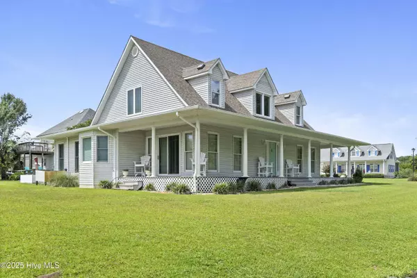 101 Egret CT, Newport, NC 28570