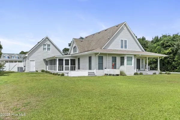 101 Egret CT, Newport, NC 28570