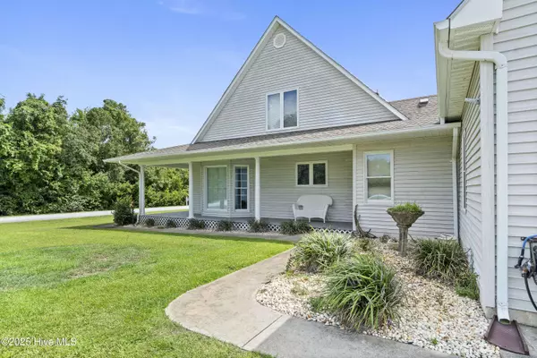 101 Egret CT, Newport, NC 28570