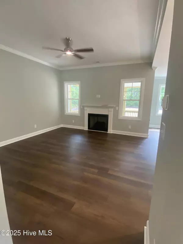 122 Lowery LN, Swansboro, NC 28584