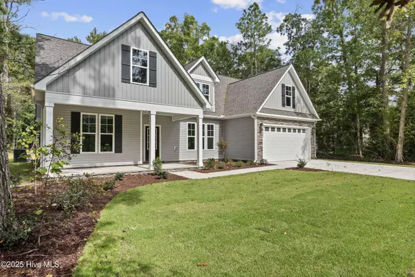 255 White Oak Bluff RD, Stella, NC 28582