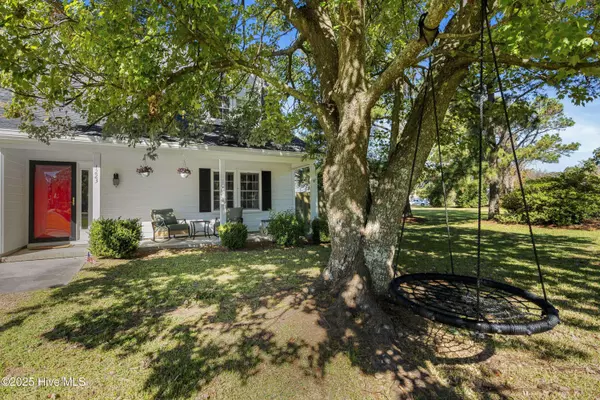 1223 Creek RD, Morehead City, NC 28557