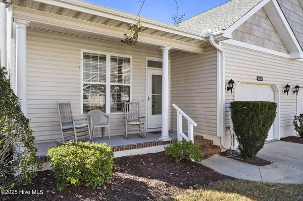 527 Village Green DR #A, Morehead City, NC 28557