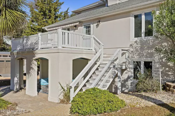 7316 Archers Creek DR, Emerald Isle, NC 28594