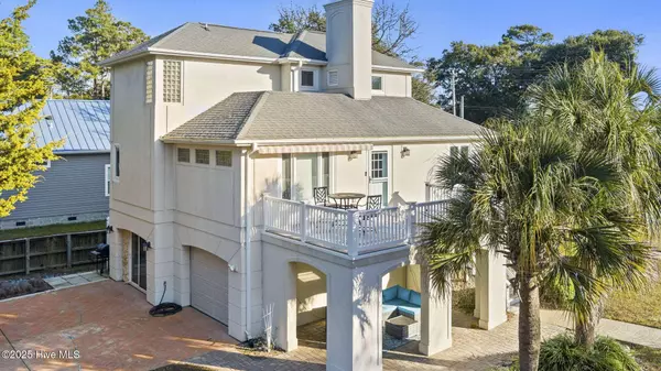 7316 Archers Creek DR, Emerald Isle, NC 28594